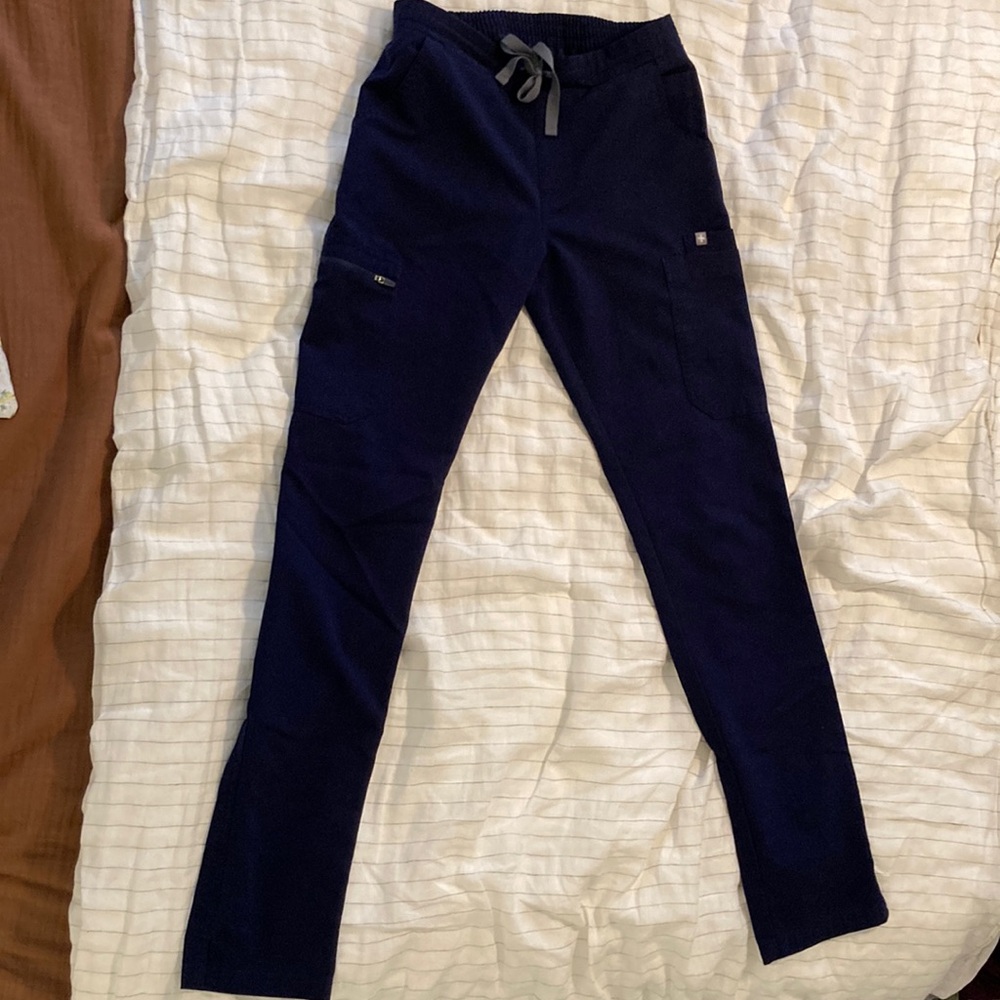 FIGS Yola Scrub pants XSMALL TALL